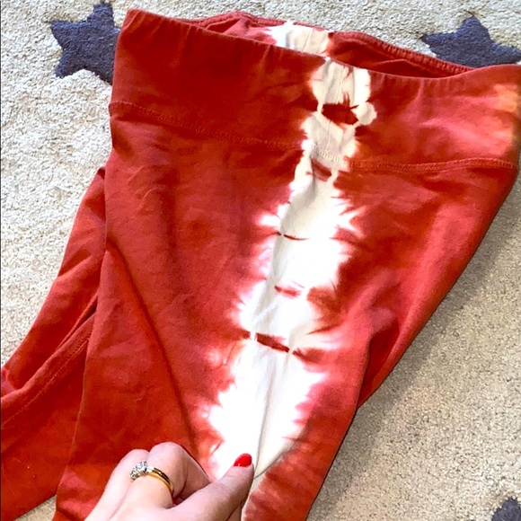 Forever 21 Tie Dye Legging - Picture 2 of 3